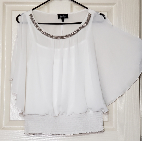 Women's top flutter Sleeve white top cold shoulder - Picture 3 of 8